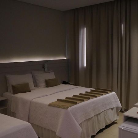 Pak Suites Hotel 路易斯爱德华多马加良伊斯 外观 照片