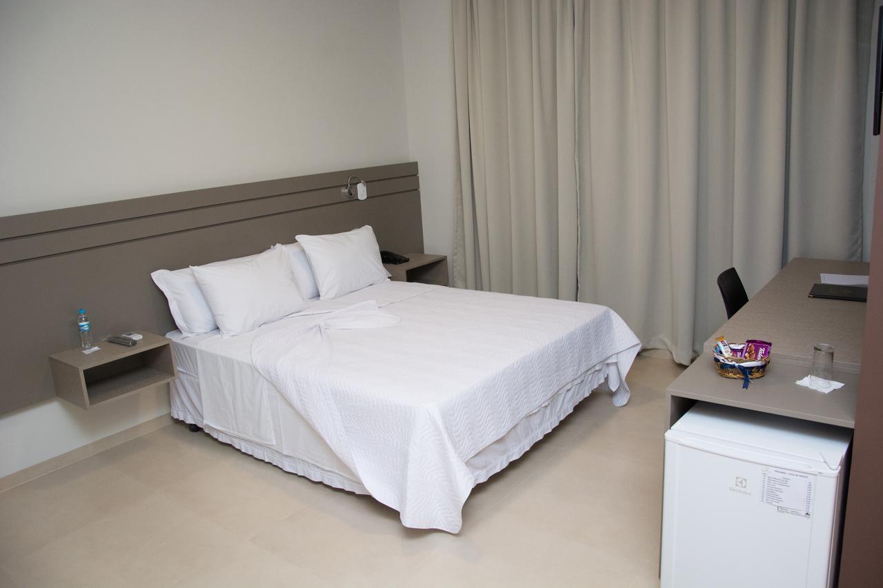 Pak Suites Hotel 路易斯爱德华多马加良伊斯 外观 照片